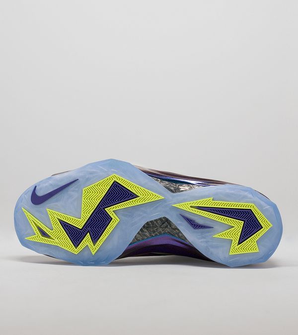 nike chuck posite cave purple