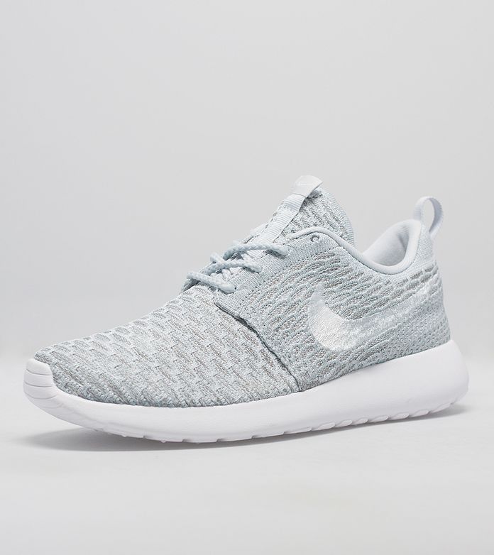 nike roshe one flyknit womens