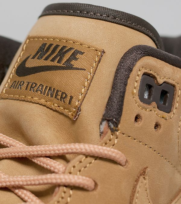nike air trainer 1 flax