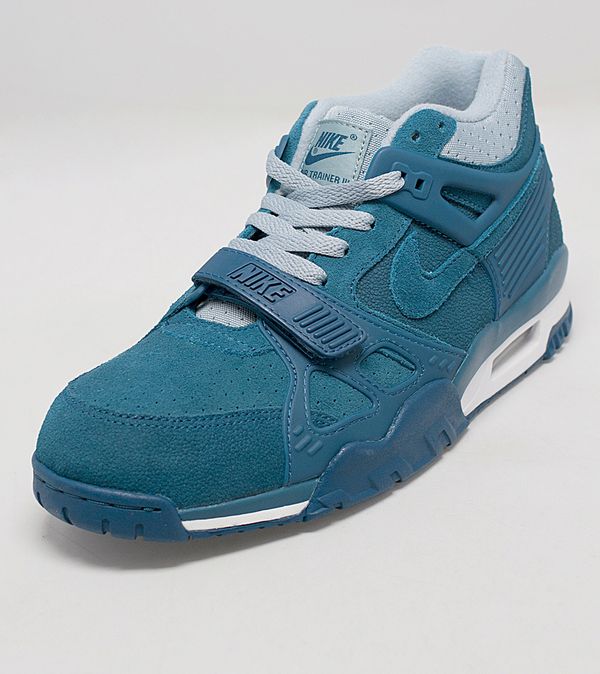 size exclusive trainers