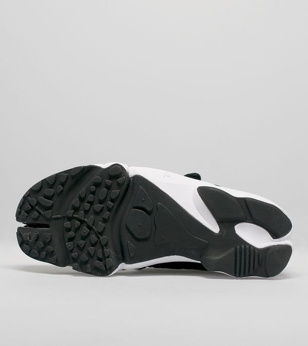nike air rift true to size