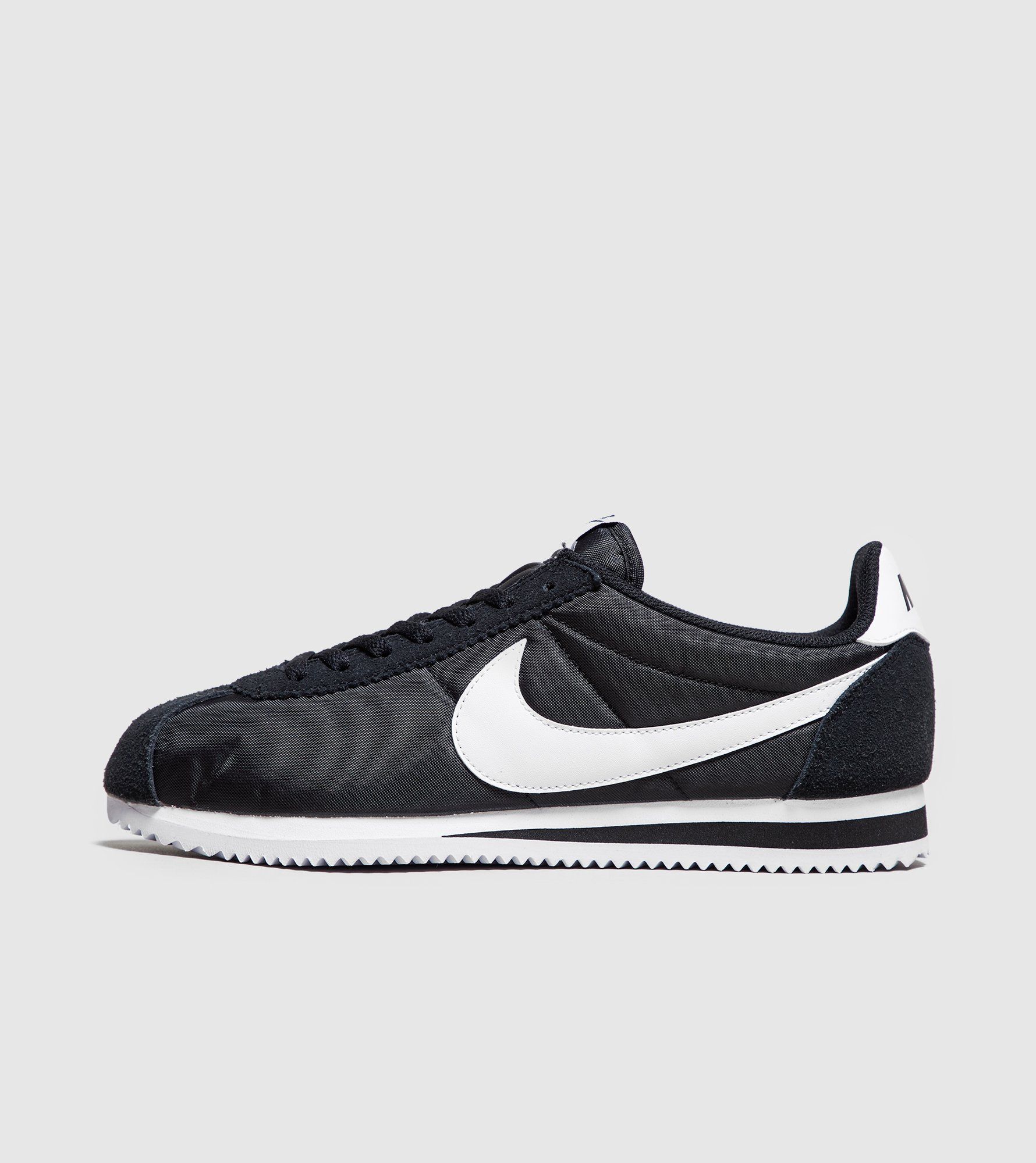 nike cortez size 10.5