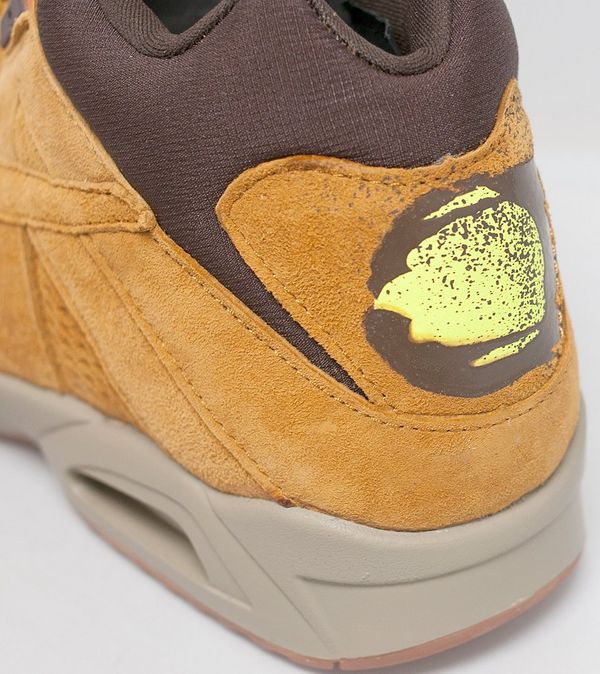nike tech challenge 3