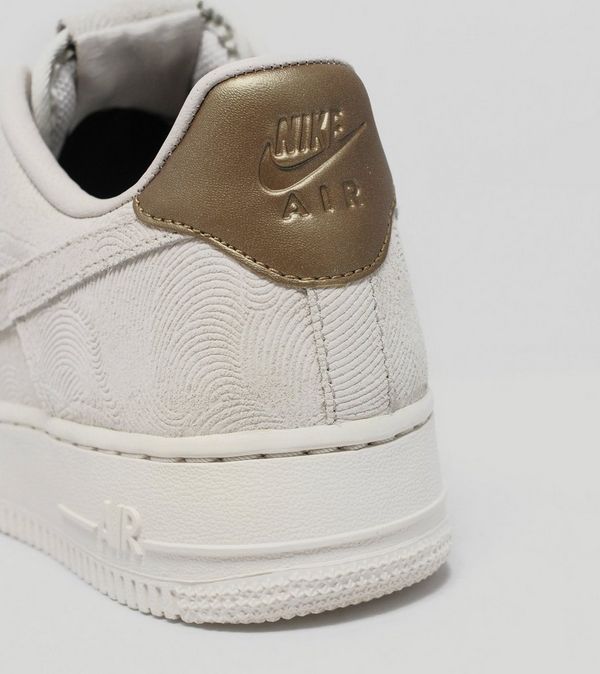 women's low top air forces