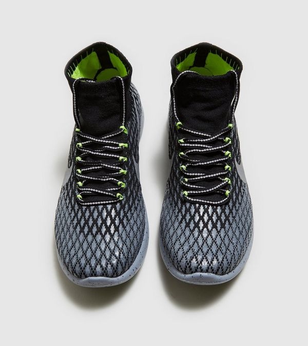 nike flyknit shield