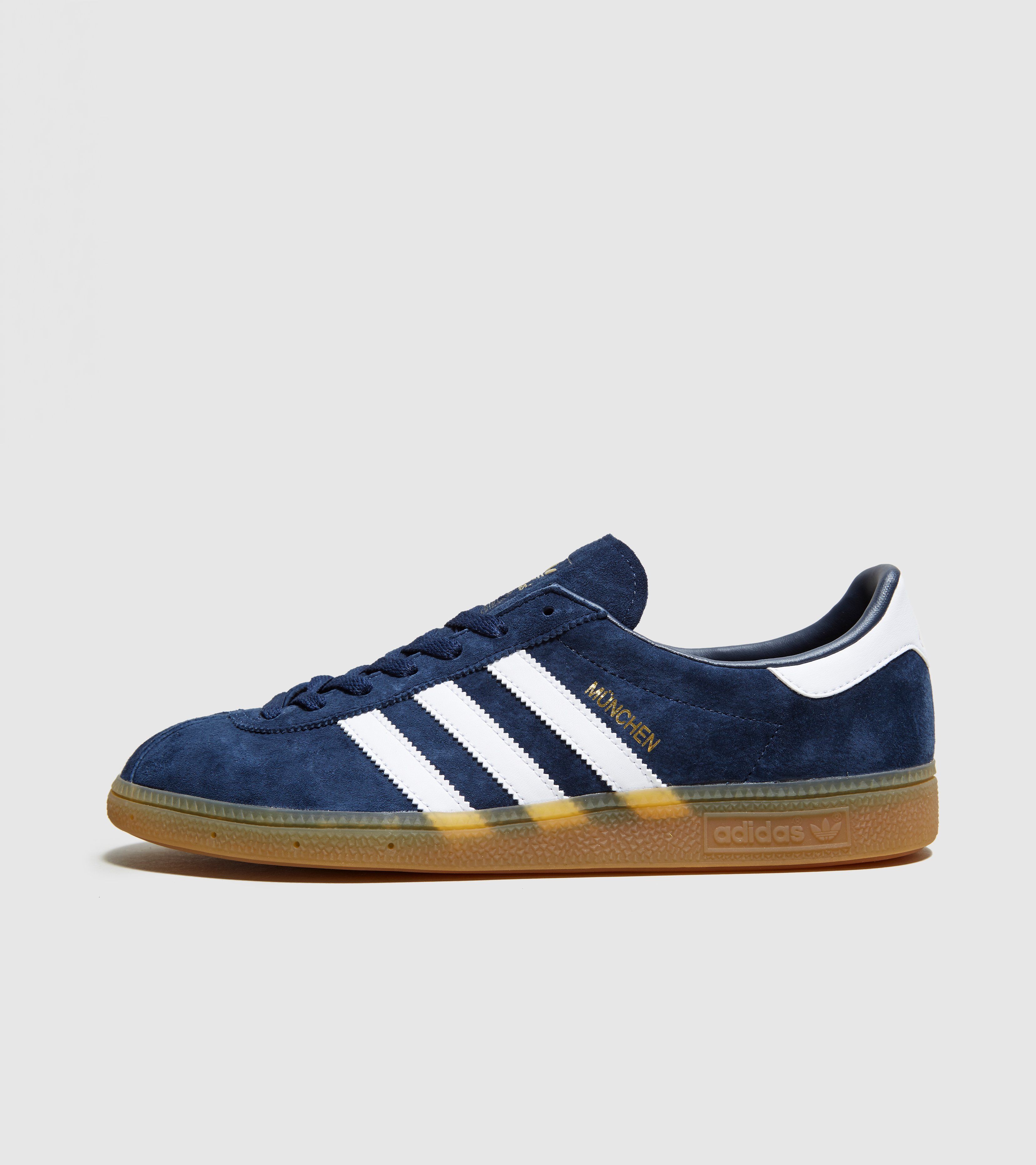 adidas munchen size 8