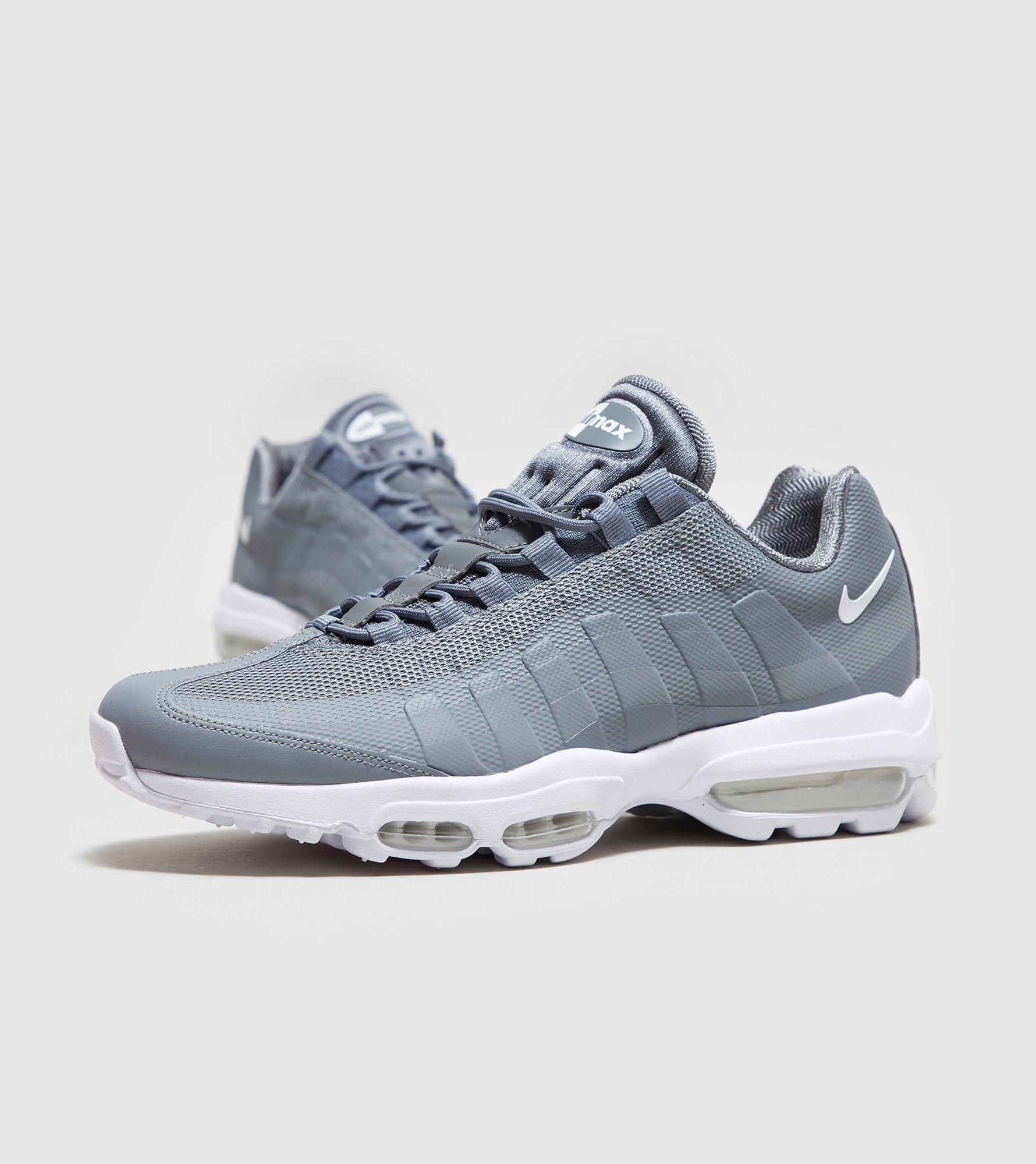 nike air 95 ultra essential