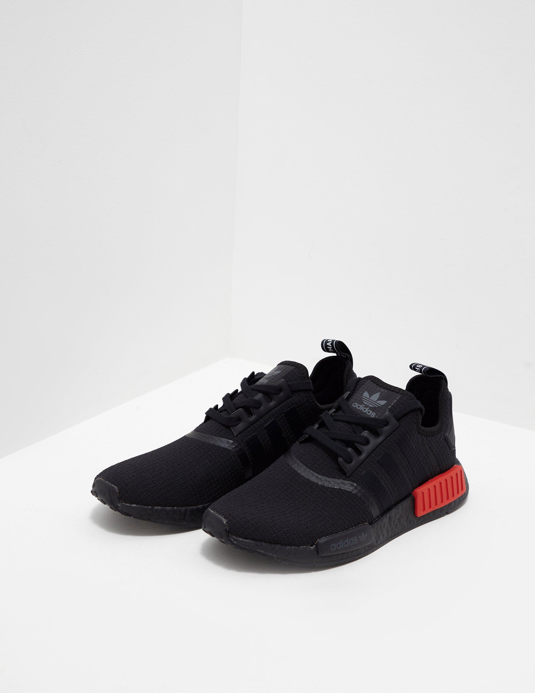 nmd adidas scontate youtube