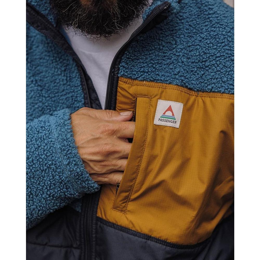 Passenger Men's Born Explorer Recycled Polar-Lined Sherpa Fleece - Blue