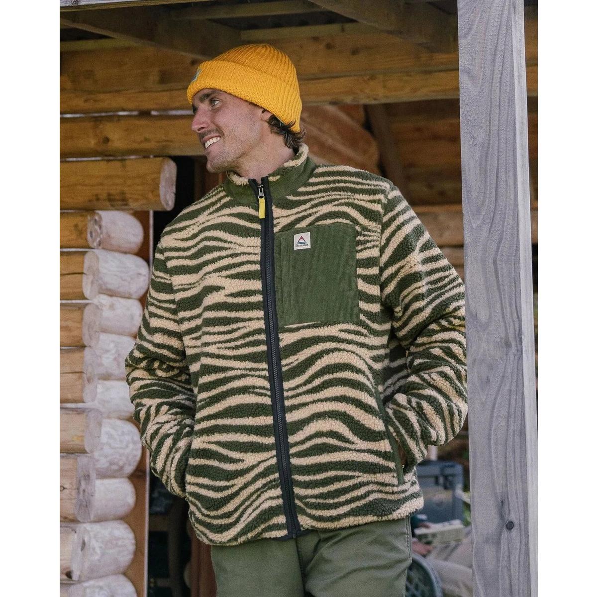 Passenger Men's Trekker Recycled Deep-Pile Sherpa Fleece - Green