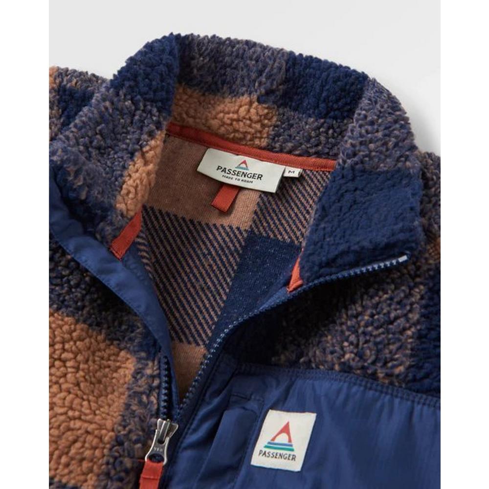Passenger Men's Offroad Recycled Sherpa 1/2 Zip Fleece - Brown