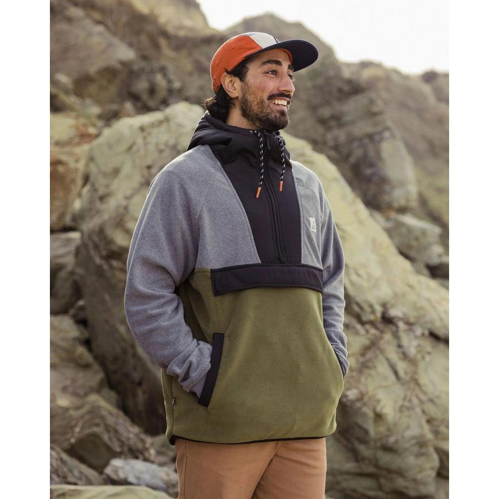 Passenger Men's Woodland Hooded 1/2 Zip Fleece - Green