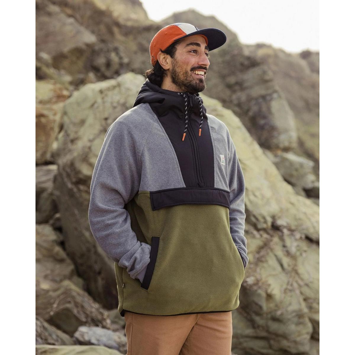 Passenger Men's Woodland Hooded 1/2 Zip Fleece - Green