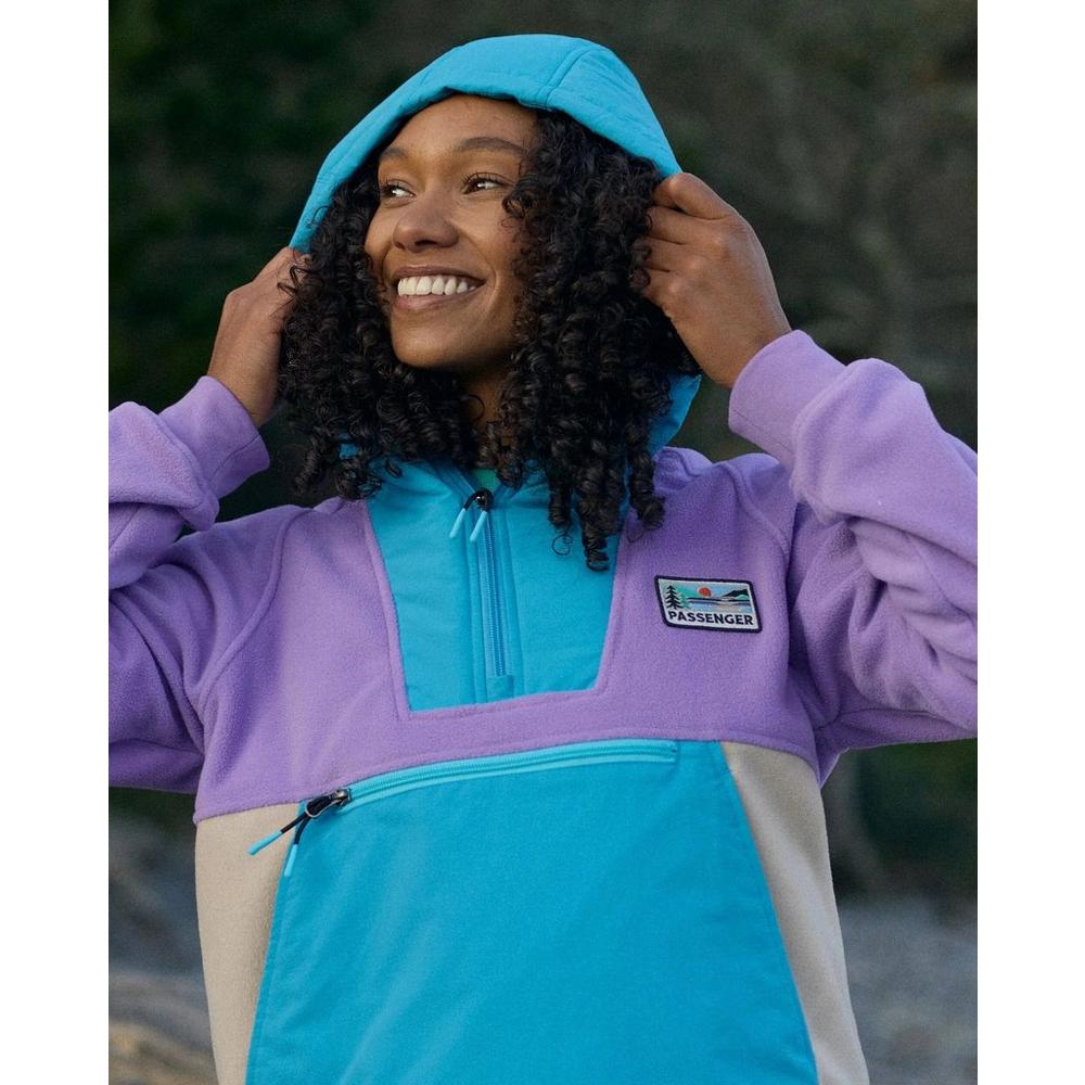 Passenger Women's Alexander 1/2 Zip Hooded Fleece - Purple / Blue