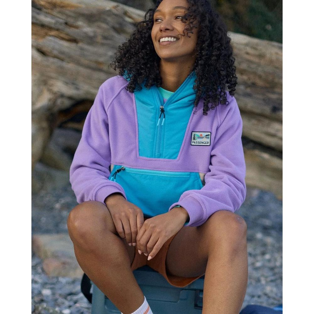 Passenger Women's Alexander 1/2 Zip Hooded Fleece - Purple / Blue