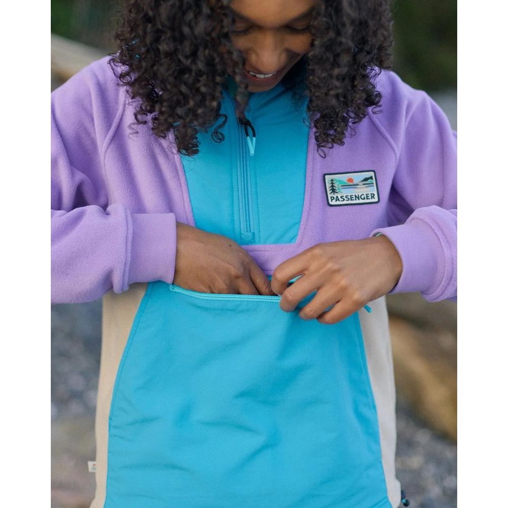 Passenger Women's Alexander 1/2 Zip Hooded Fleece - Purple / Blue