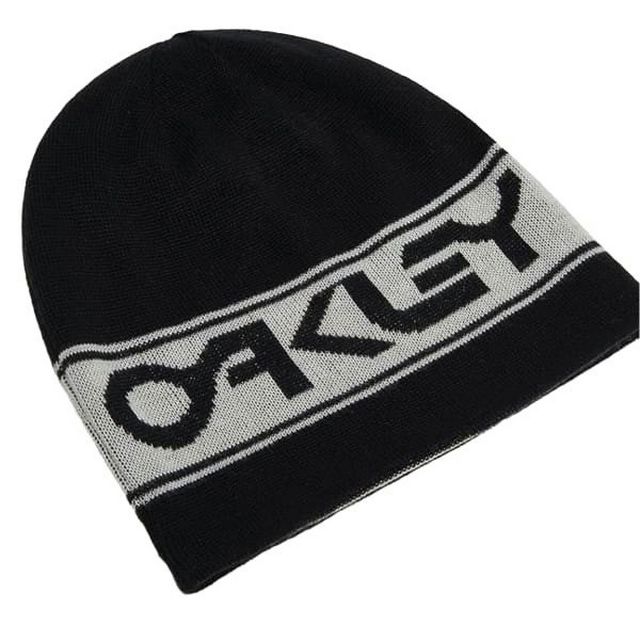 Oakley Men's Factory Cuff Beanie, Black/White Logo at Amazon
