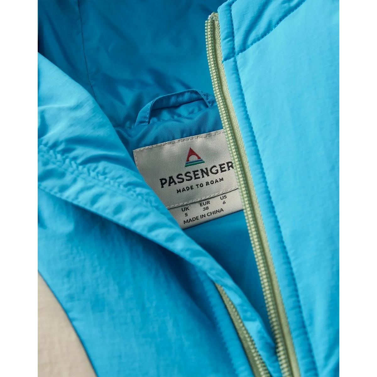 Passenger Women's Ocean Insulated 1/2 Zip Jacket - Blue
