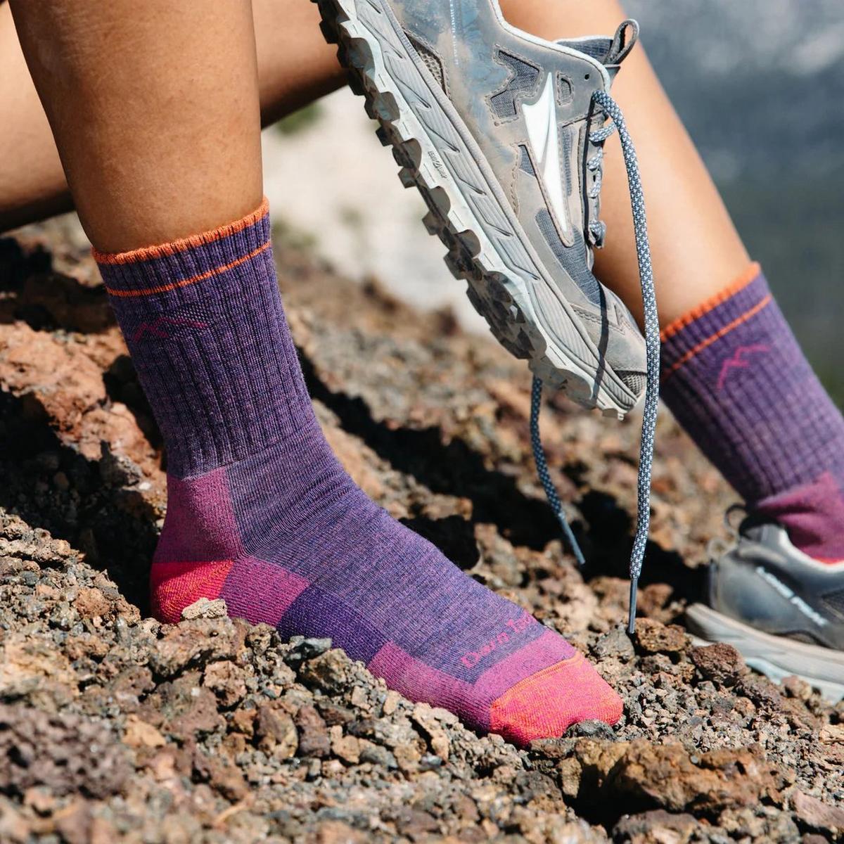 Darn Tough Women's Hiker Micro Crew Midweight Hiking Sock - Plum Heather