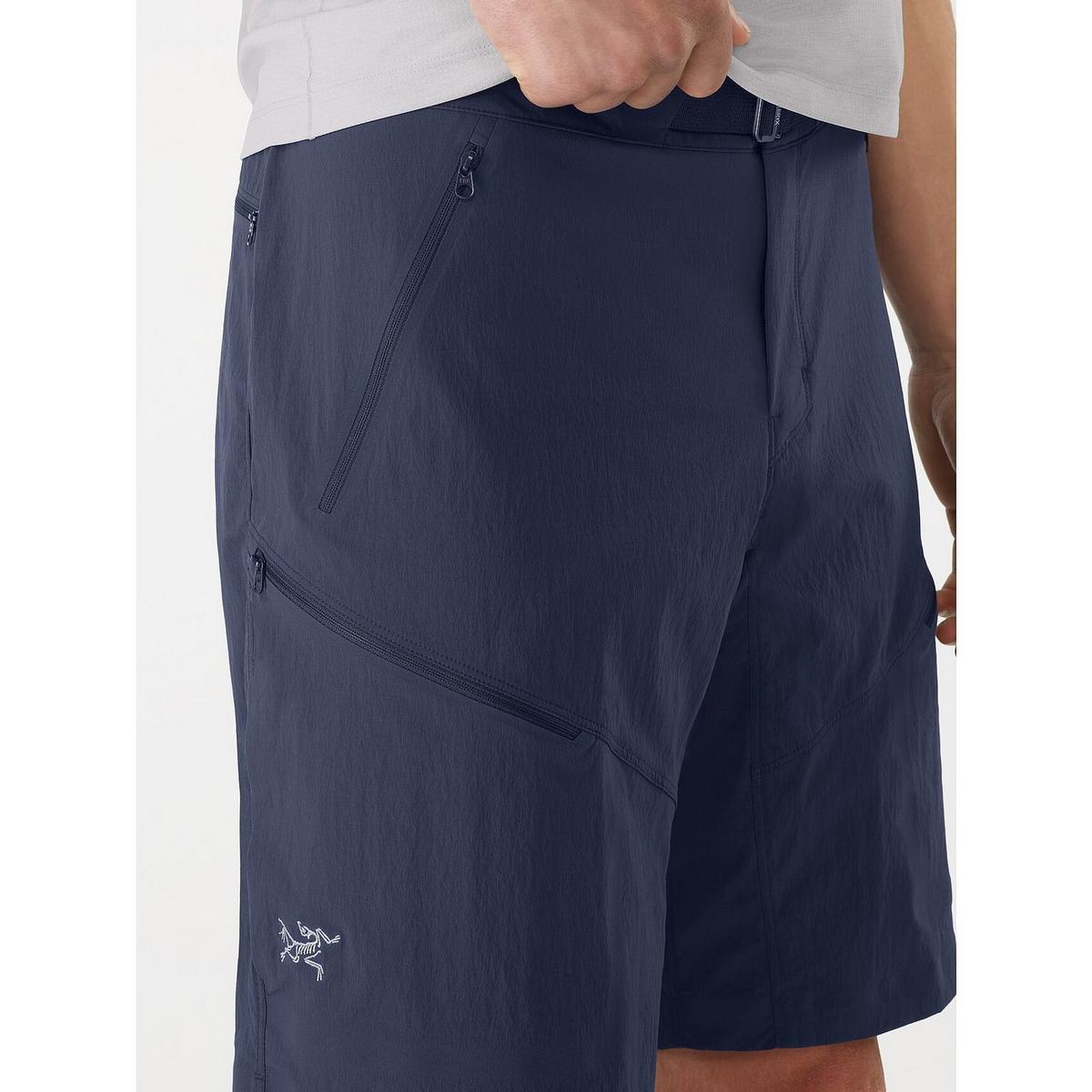 Arcteryx store mens shorts