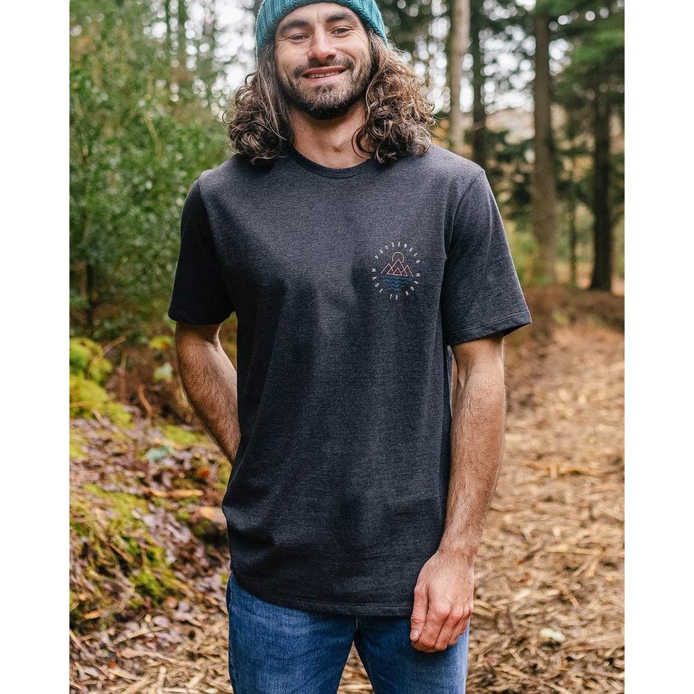 Passenger Men's Escapism Short-Sleeve T-Shirt - Grey