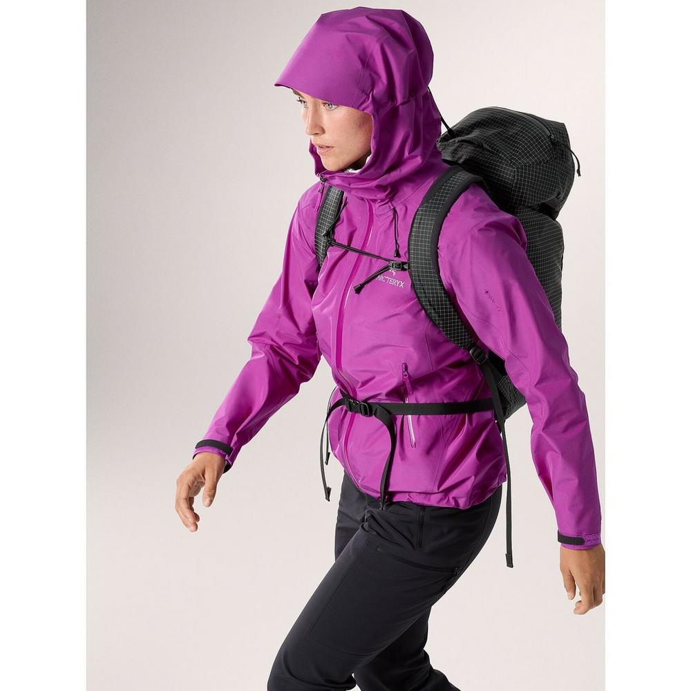 Arc'teryx Women's Beta LT Jacket - Groovie