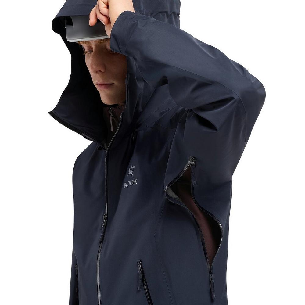 Arc'teryx Men's Beta LT Jacket - Black Sapphire