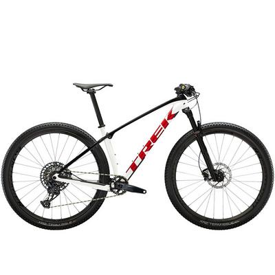 Trek procaliber 6 discount vs specialized chisel