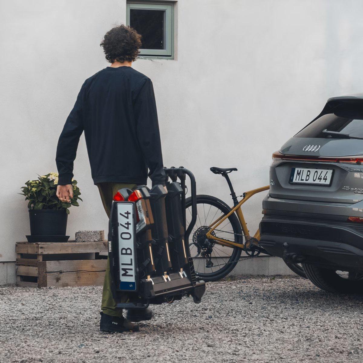 Thule EasyFold 3 2-Bike Towbar Rack - Black