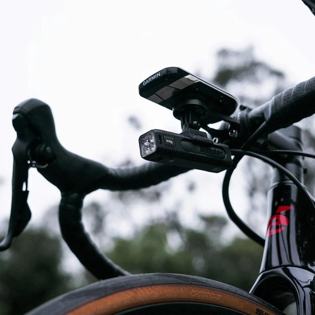 Knog Blinder 900 Front Bike Light - Black