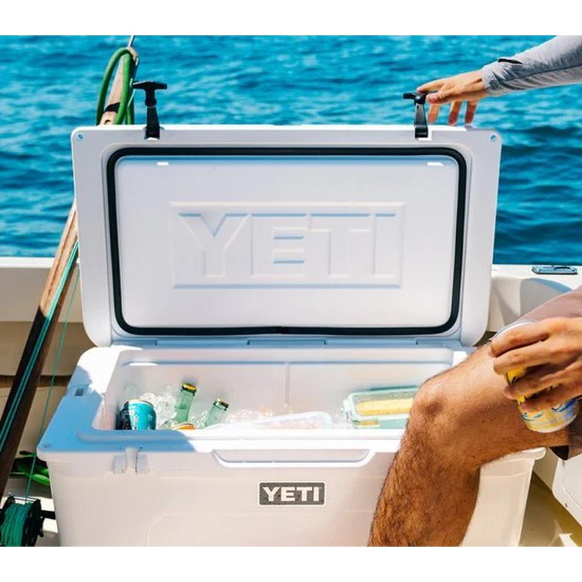 Yeti Tundra 45 Hard Cooler - Navy