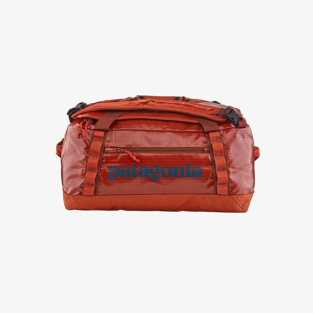 Patagonia small best sale duffel bag