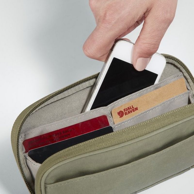 Fjällräven travel wallet hotsell