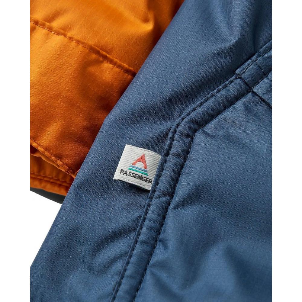 Passenger Unisex Waves Sherpa Lined Changing Robe - Orange/Blue
