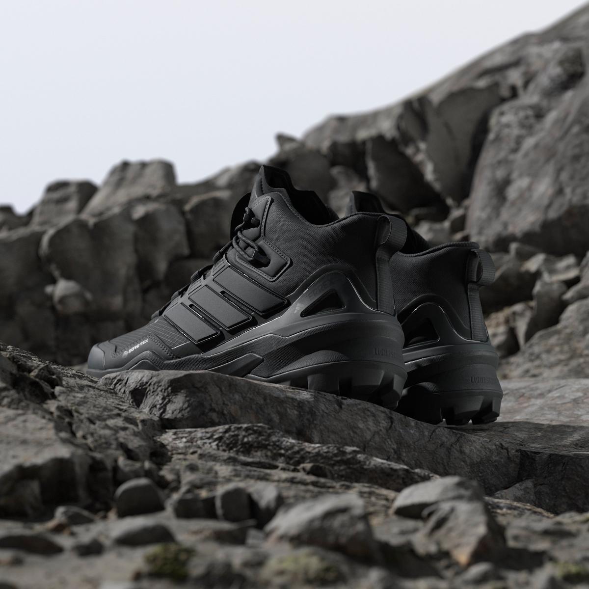 Adidas Men's Terrex Skychaser Mid GORE-TEX Hiking Boots - Black
