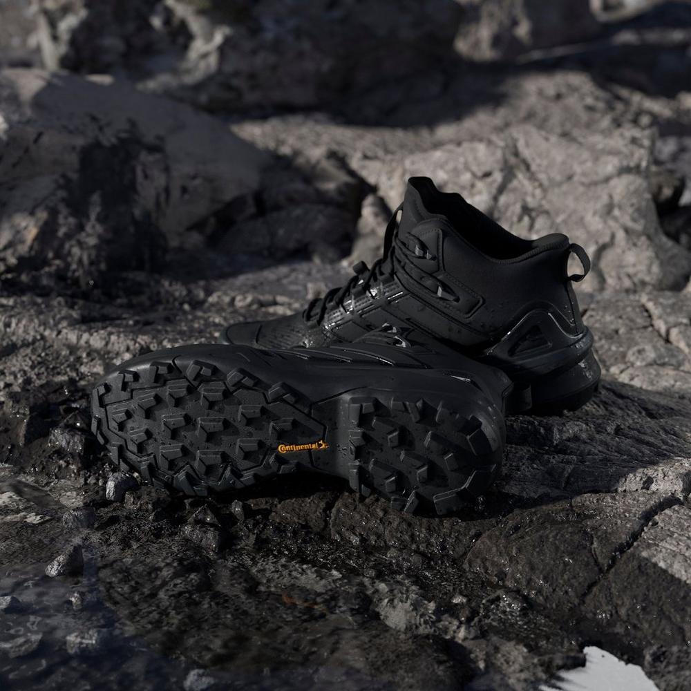 Adidas Men's Terrex Skychaser Mid GORE-TEX Hiking Boots - Black