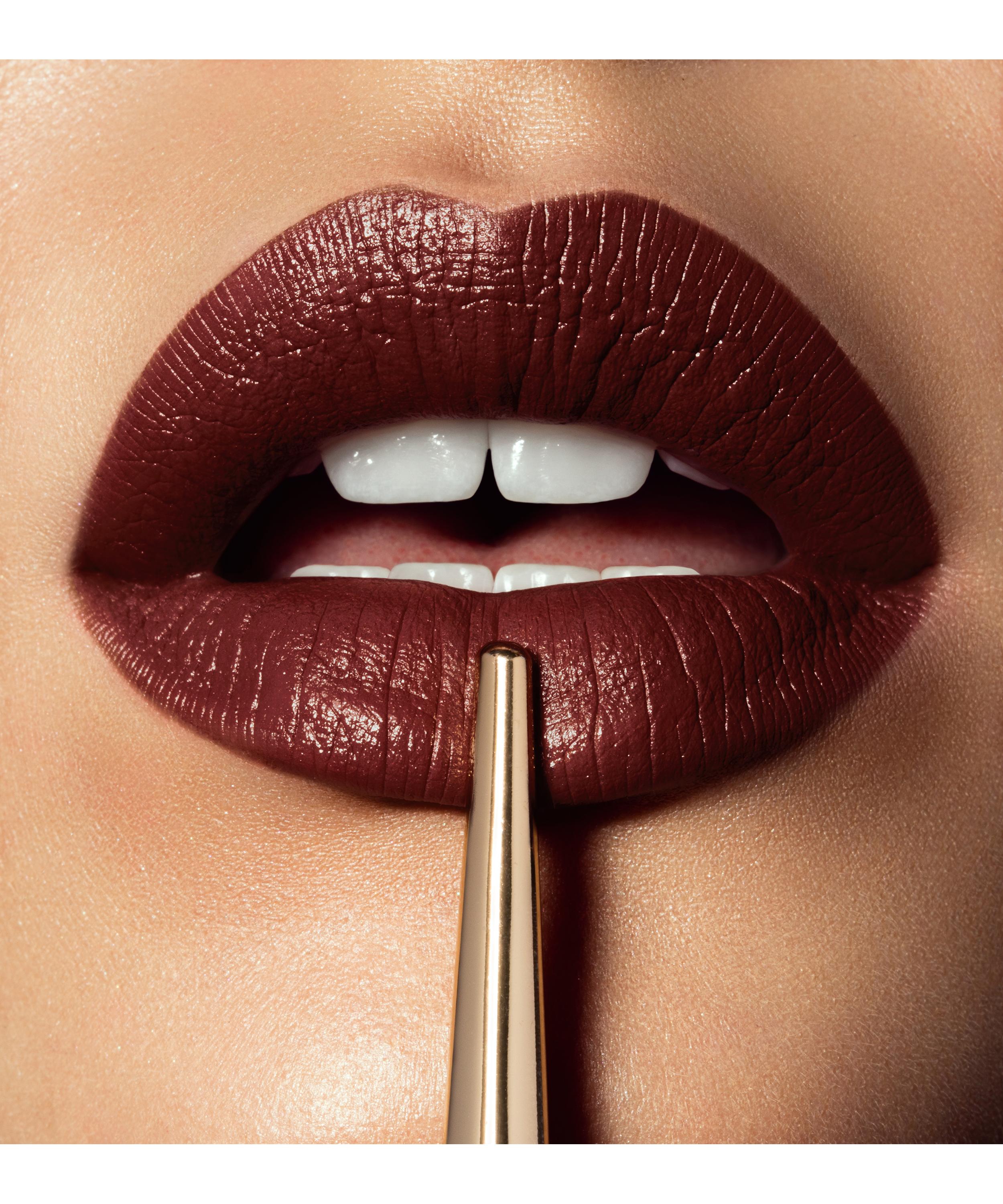 Hourglass Confession Ultra Slim High Intensity Lipstick - At Night In At Night