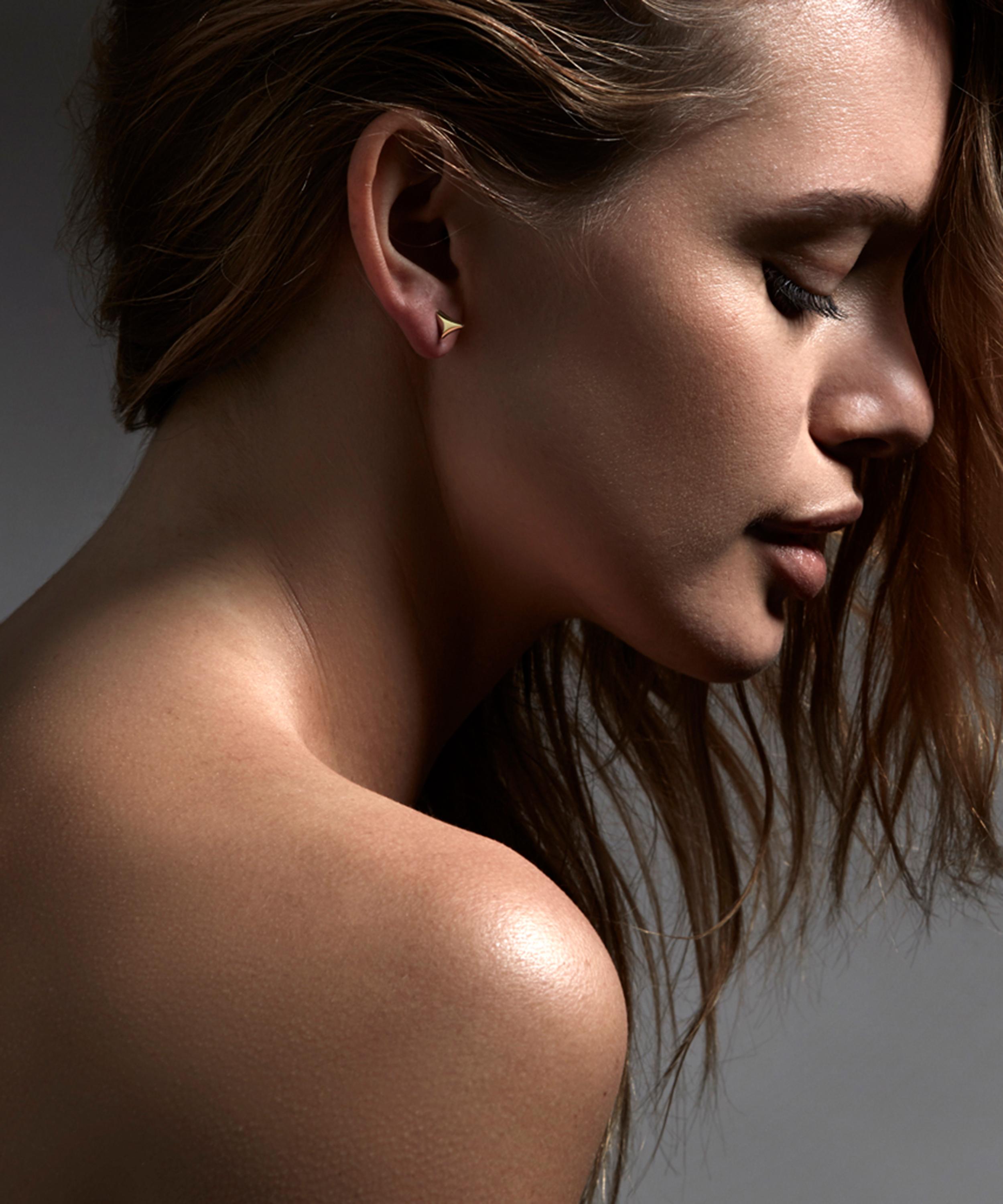 Shaun Leane Large Gold Plated Vermeil Silver Rose Thorn Studs In Gold