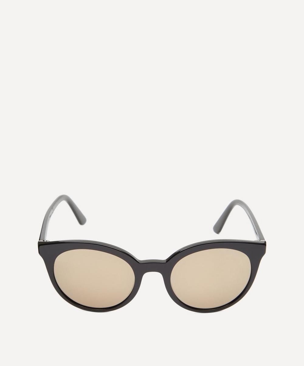 Prada Wayfarer Sunglasses In Black