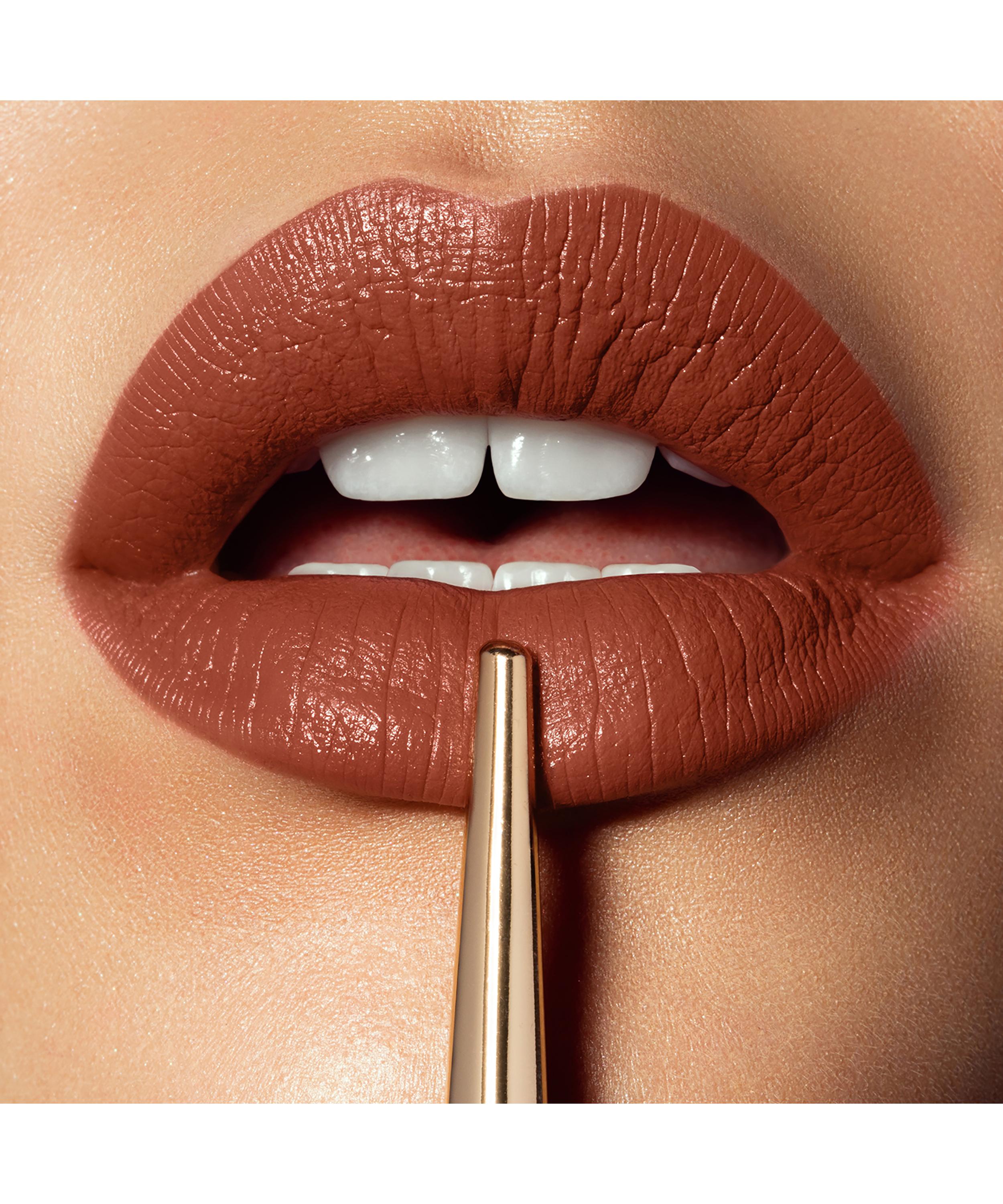 Hourglass Confession Ultra Slim High Intensity Refillable Lipstick You Make Me 0.03 oz/ 0.9 G In You Make Me