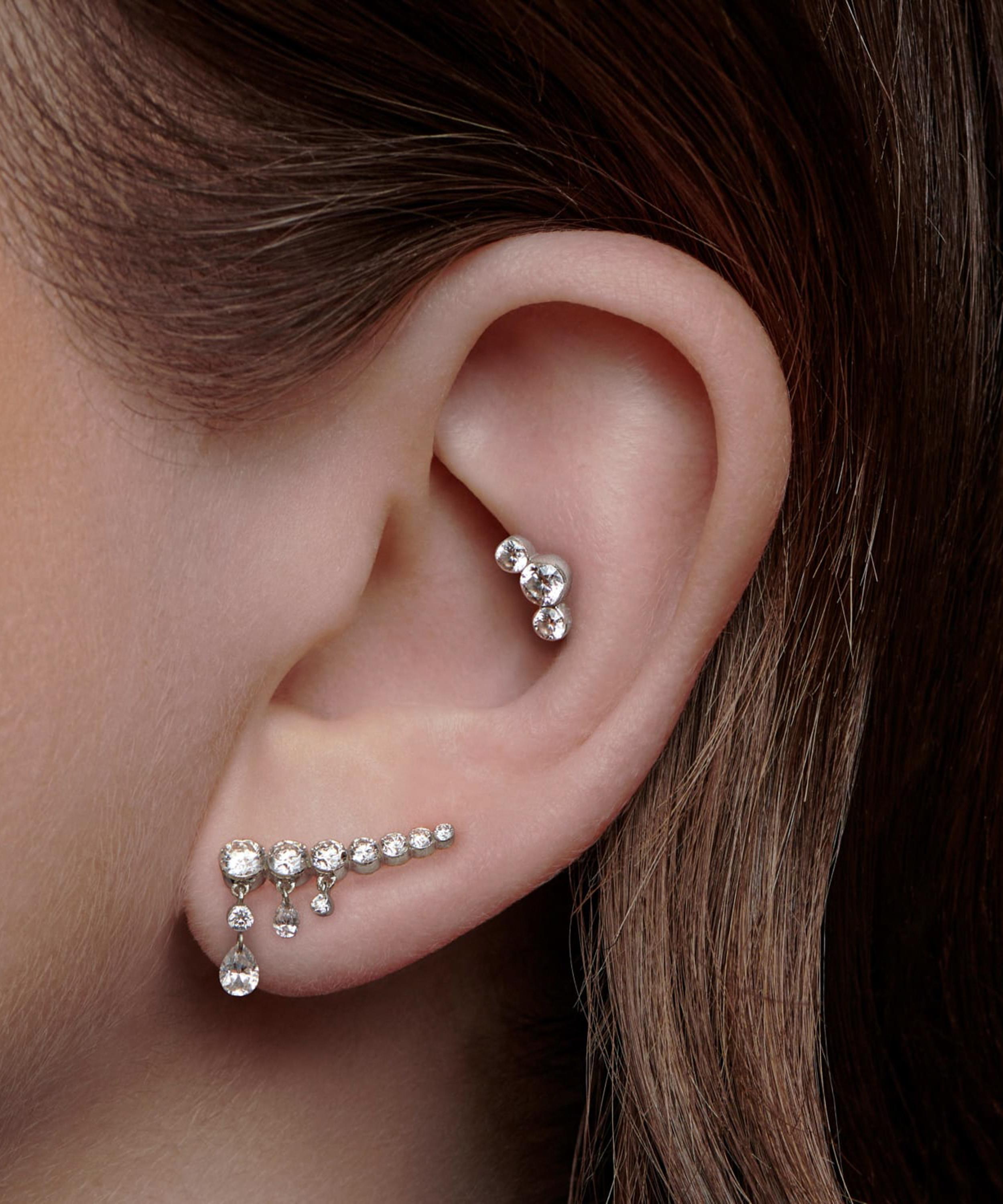 MARIA TASH MARIA TASH 18CT INVISIBLE SET THREE DIAMOND CURVE THREADED STUD EARRING 000698233