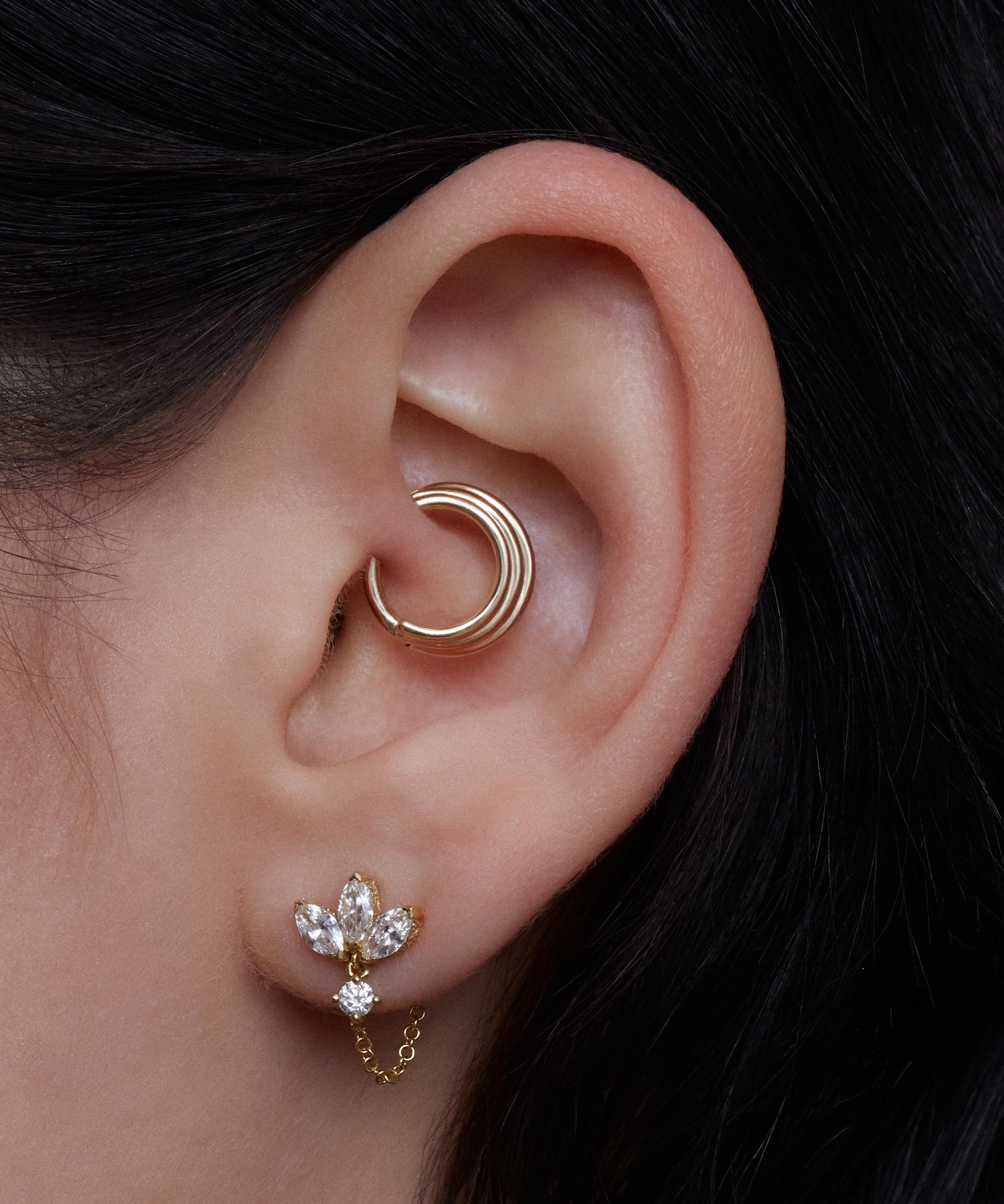 MARIA TASH MARIA TASH 18CT 6MM DIAMOND ENGRAVED LOTUS WITH DANGLE THREADED STUD EARRING 000698334