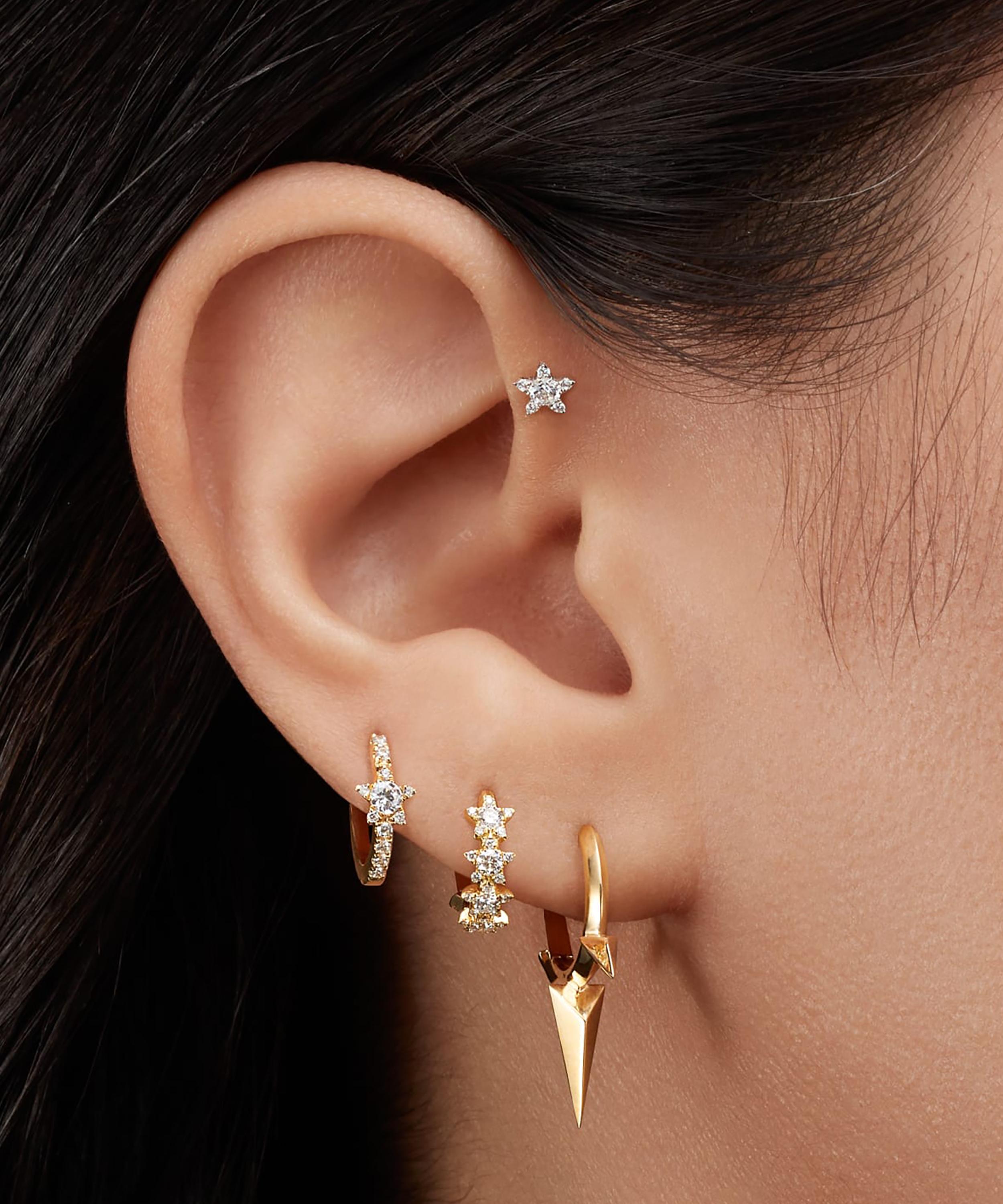 MARIA TASH MARIA TASH 18CT 5MM INVISIBLE SET TRIANGLE DIAMOND THREADED STUD EARRING 000713651