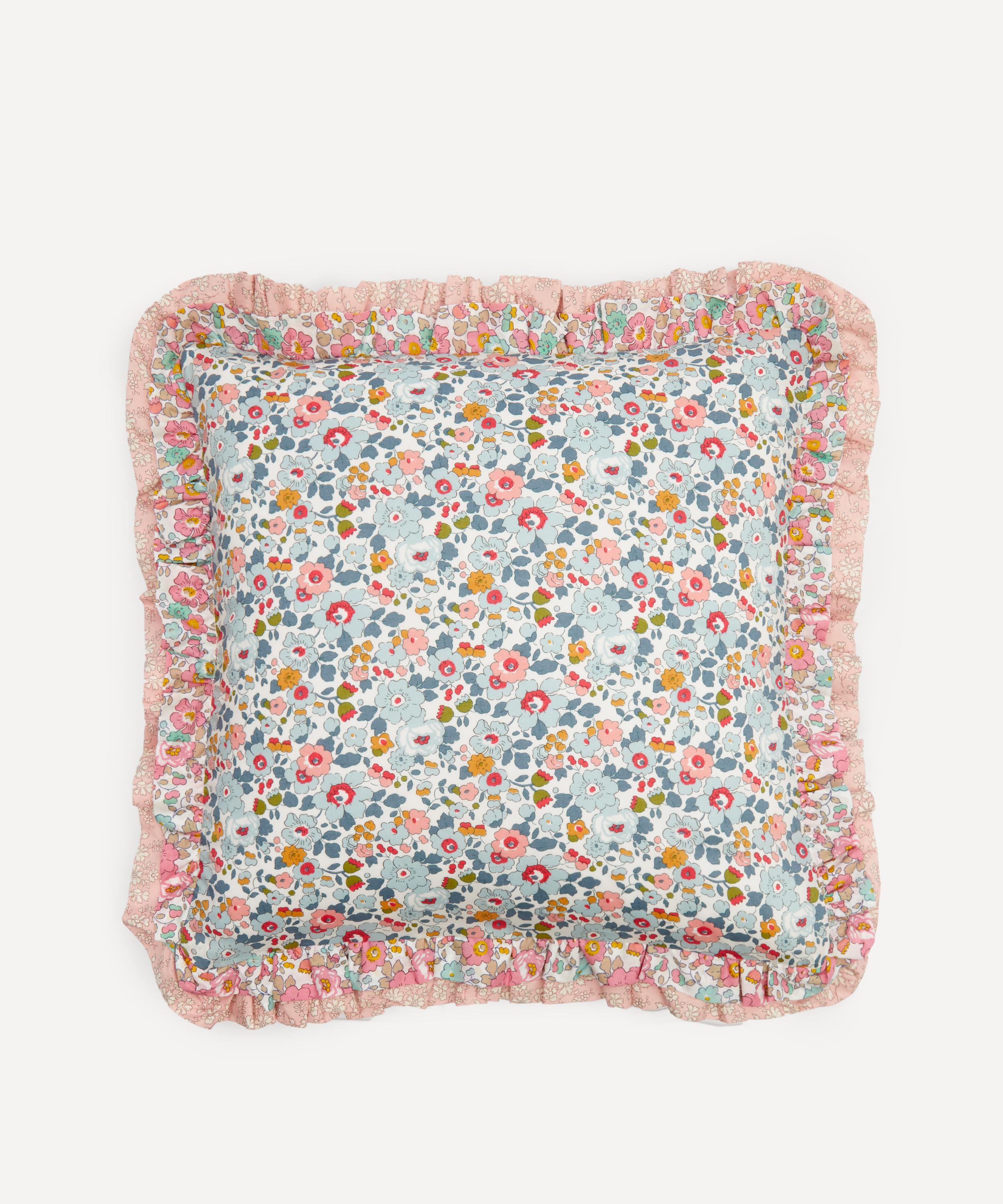 COCO & WOLF COCO & WOLF BETSY GREY BETSY ROSE AND CAPEL DOUBLE RUFFLE SQUARED CUSHION 000715889