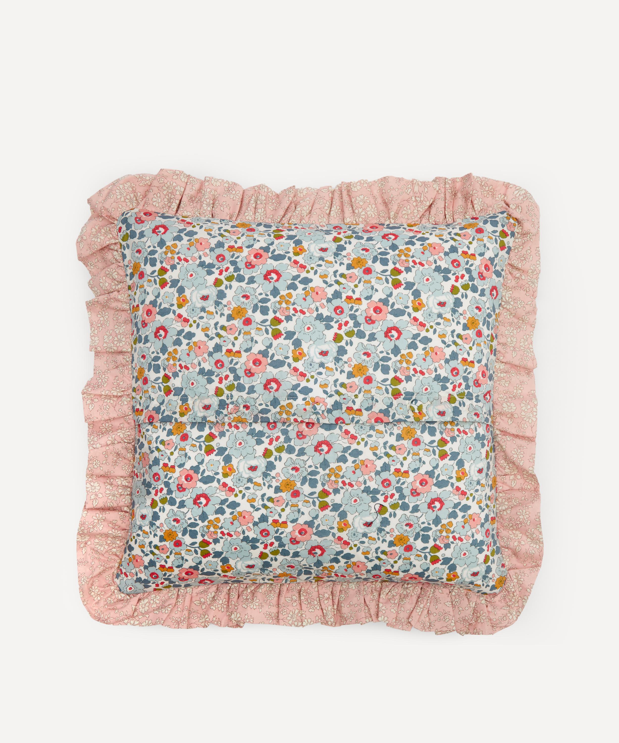 COCO & WOLF COCO & WOLF BETSY GREY BETSY ROSE AND CAPEL DOUBLE RUFFLE SQUARED CUSHION 000715889