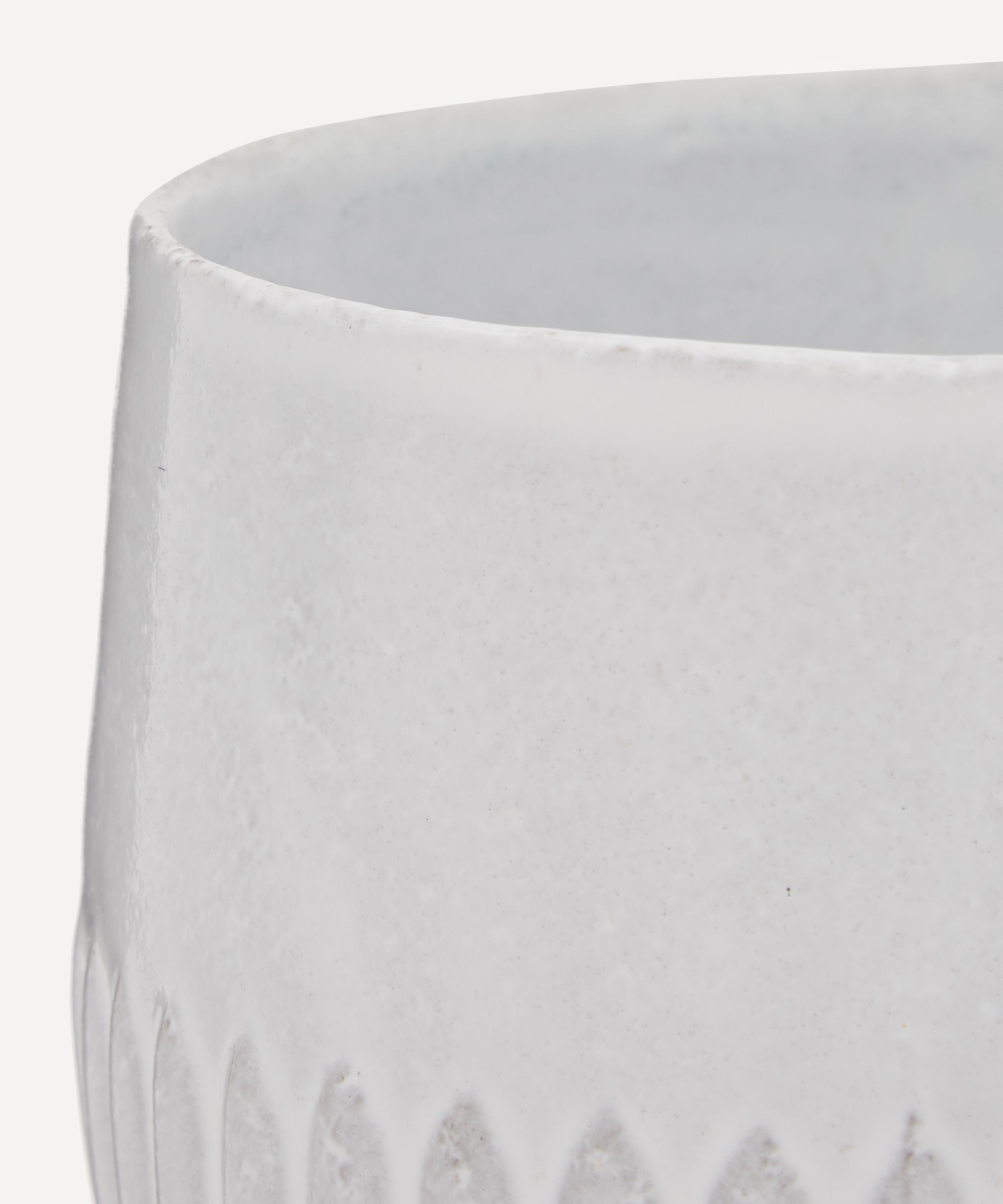 Astier De Villatte Victoria Dish On Stand In White