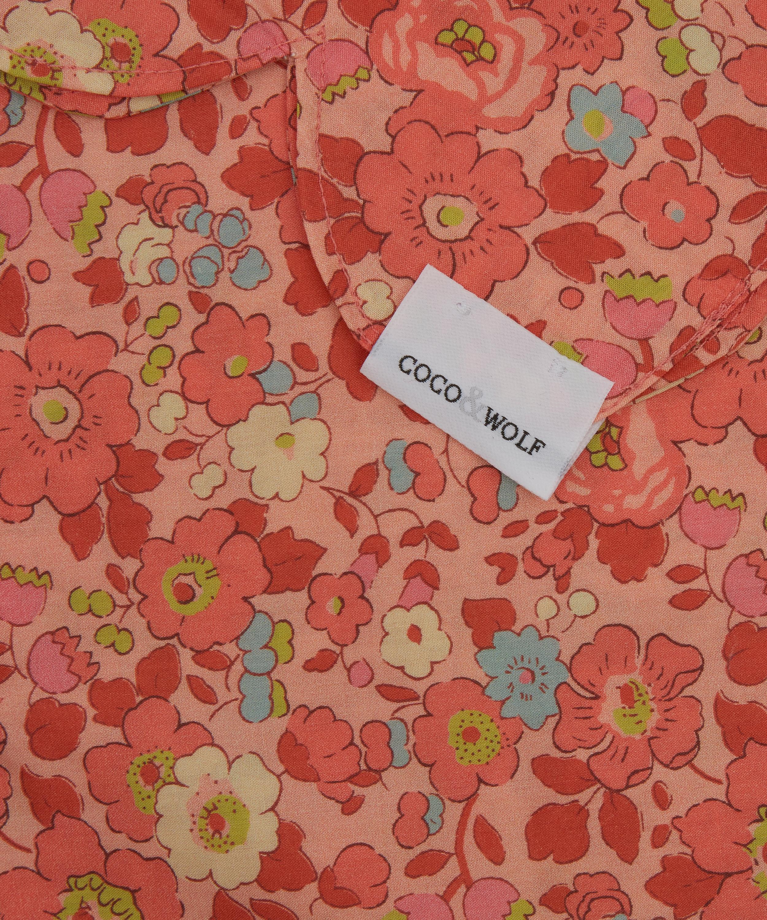 Coco & Wolf Betsy Coral Scallop Napkins Set Of Two In Assorted