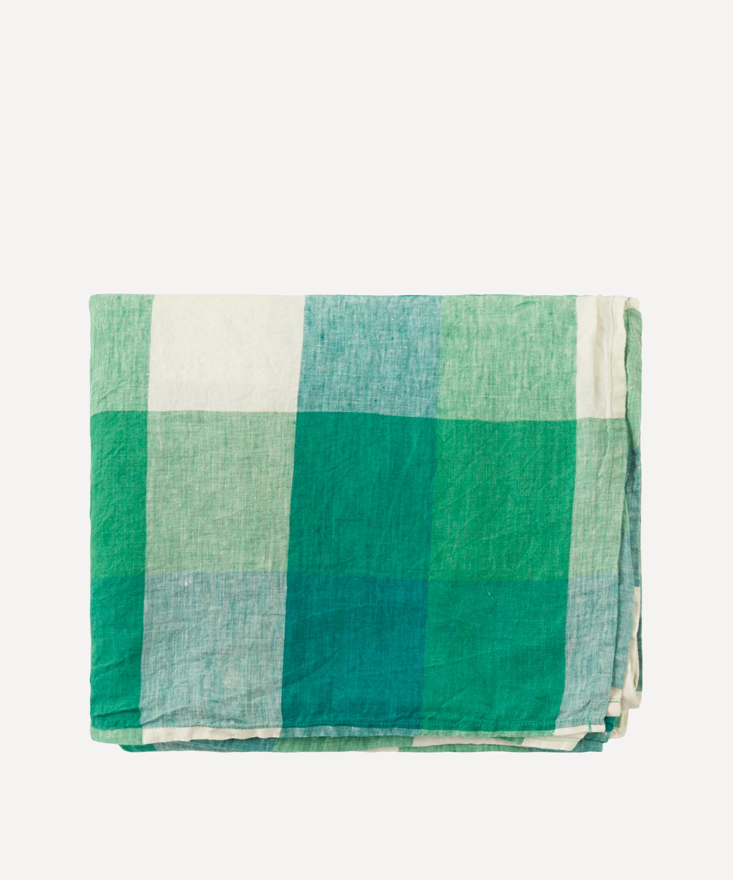 Society Of Wanderers Apple Check Tablecloth In Green