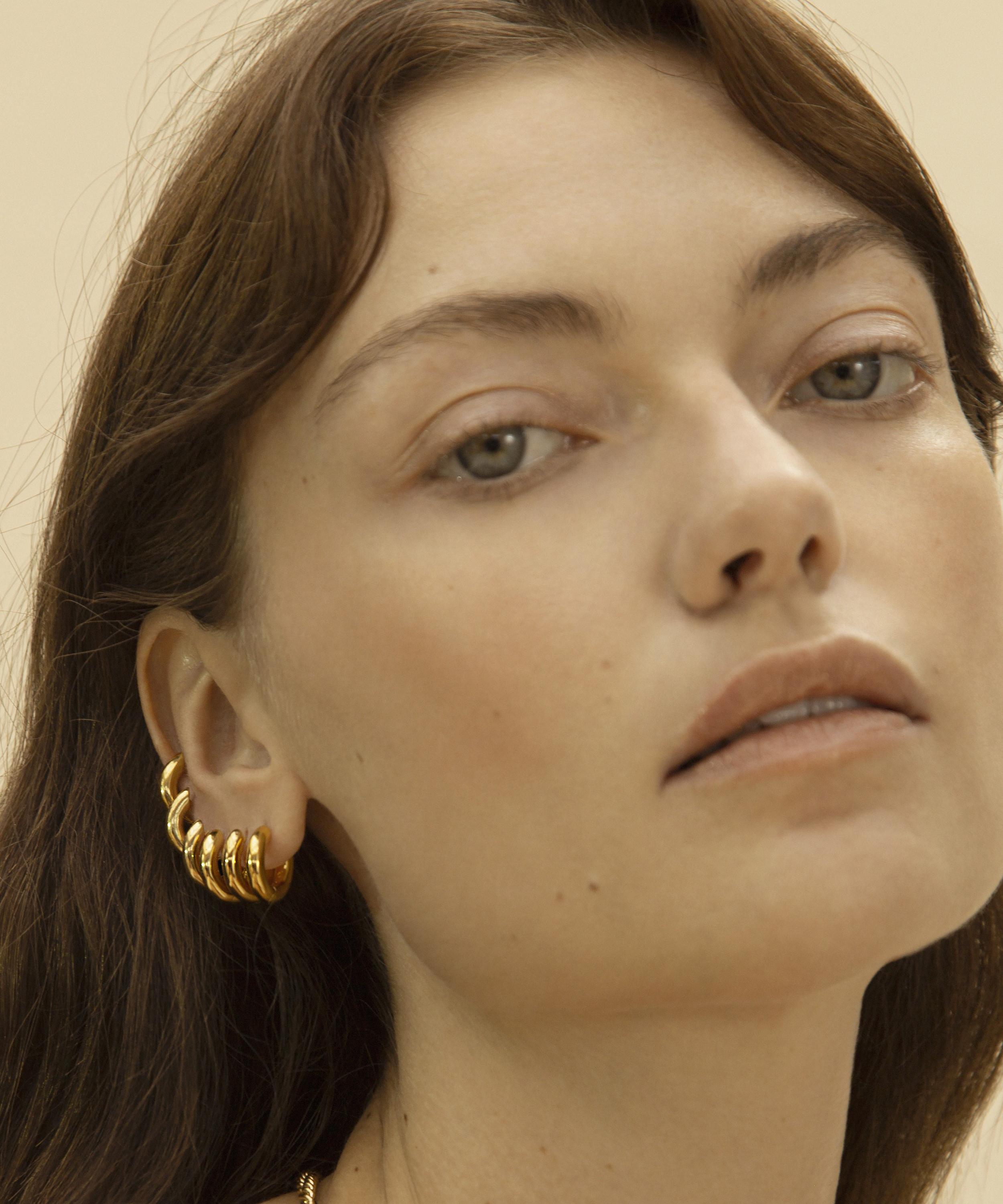 Otiumberg 14ct Gold Plated Vermeil Silver Mini Chunky Hoop Earrings In Gold