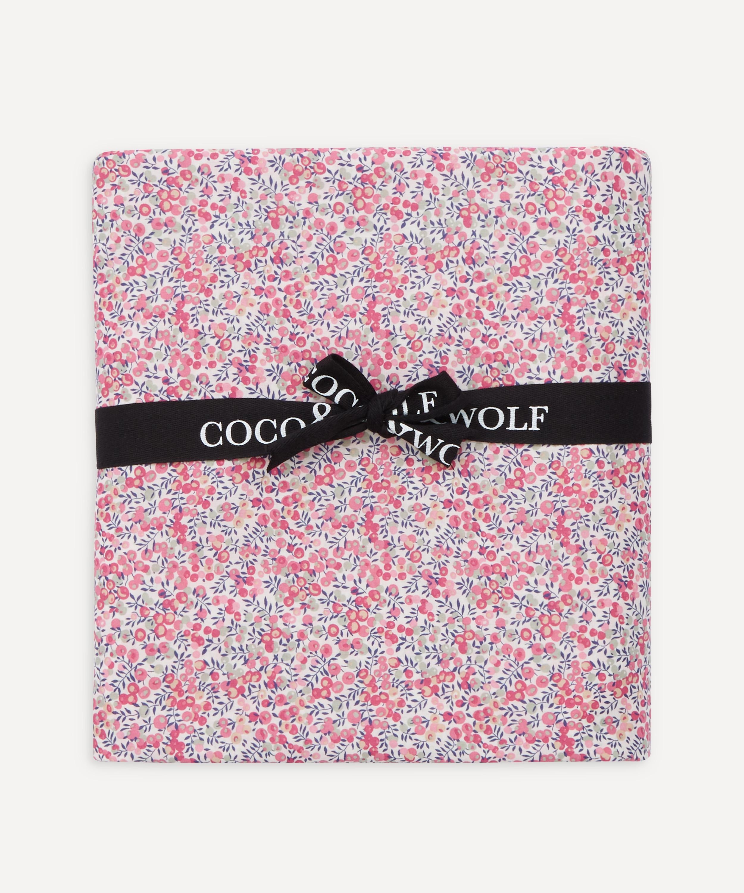 Coco & Wolf Mitsi Valeria And Wiltshire Bud Stitch Edge Tablecloth In Pink